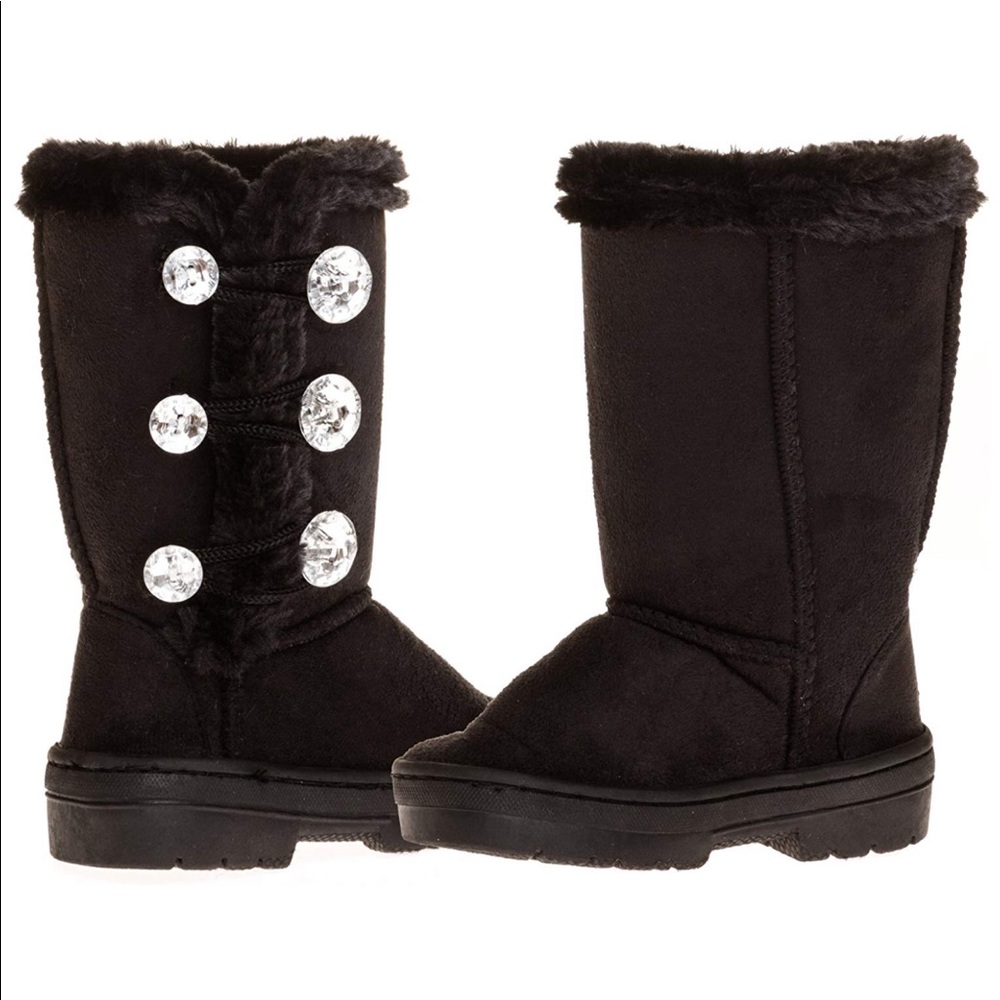 Girl’s fashionable boot 👢